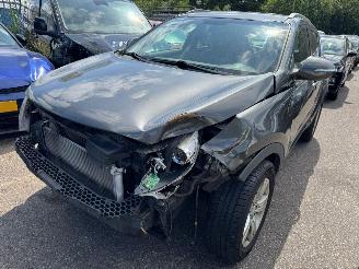krockskadad bil auto Kia Sportage 2.0 AUTOMAAT X-ecutive Plus Pack 2011/6