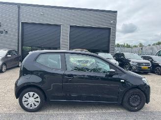 Volkswagen Up! 1.0 take up! BlueMotion picture 6