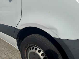Mercedes Sprinter 211 1.9 CDI L2H2 FWD Functional picture 11