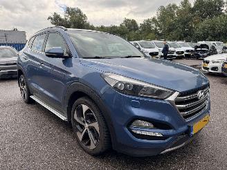 Damaged car Hyundai Tucson 1.6 T.GDi Premium 4WD AUTOMAAT 2016/5