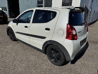Unfallwagen Suzuki Alto 1.0 comfort Plus 2010/12