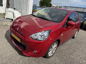 Damaged car Mitsubishi Space-star 1.2 Intense + 2014/1