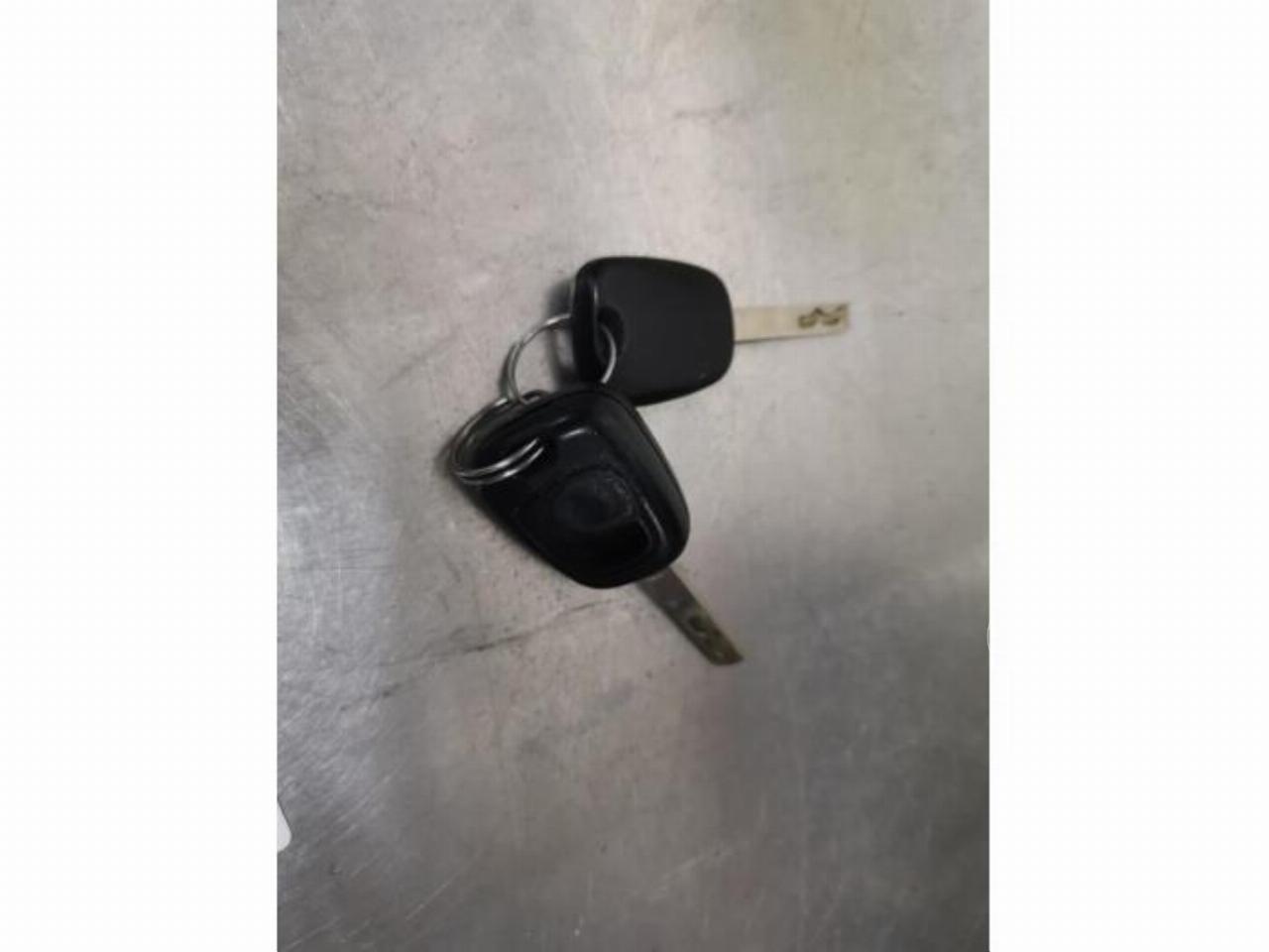Citroën C1 C1, Hatchback, 2005 / 2014 1.0 12V