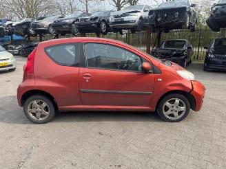 Sloopauto Peugeot 107 107, Hatchback, 2005 / 2014 1.0 12V 2009/4