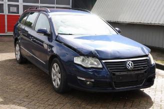 Vrakbiler auto Volkswagen Passat Passat Variant (3C5), Combi, 2005 / 2010 2.0 TDI 140 2008/1