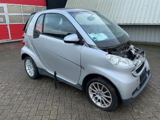 Salvage car Smart Fortwo Fortwo Coupe (451.3), Hatchback 3-drs, 2007 1.0 52kW,Micro Hybrid Drive 2008/12