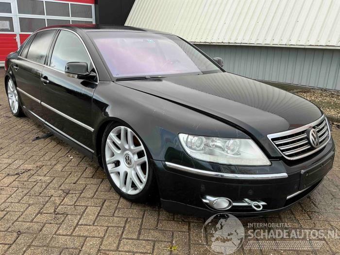 Volkswagen Phaeton Phaeton (3D), Sedan, 2002 / 2016 3.0 V6 TDI 24V 4Motion