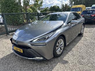 Damaged car Toyota Mirai EXECUTIVE 2023/6