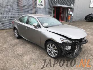 Lexus IS  picture 7