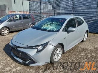 Coche siniestrado Toyota Corolla Corolla (E21/EA1/EH1), Hatchback 5-drs, 2018 1.8 16V Hybrid 2021/5