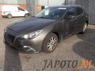 Coche siniestrado Mazda 3 3 (BM/BN), Sedan, 2013 / 2019 2.2 SkyActiv-D 150 16V 2014