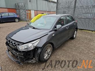 Sloopauto Kia Rio Rio IV (YB), Hatchback, 2017 1.0i T-GDi 100 12V 2020/1