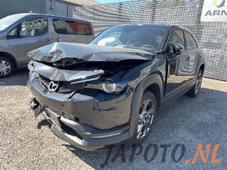 demontáž osobní automobily Mazda MX-30 MX-30, SUV, 2020 e-SkyActiv 145 2020/12