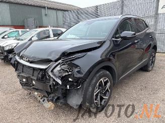 Salvage car Kia Sportage Sportage (NQ5E), Terreinwagen, 2021 1.6 T-GDI MEHV 48V 2023/7