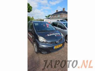 Toyota Aygo Aygo (B10), Hatchback, 2005 / 2014 1.0 12V VVT-i 2011/2