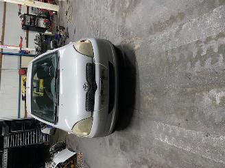 Sloopauto Toyota Yaris (P1) Hatchback 1.3 16V VVT-i (2NZFE) [63kW] 5-BAK 2000/1