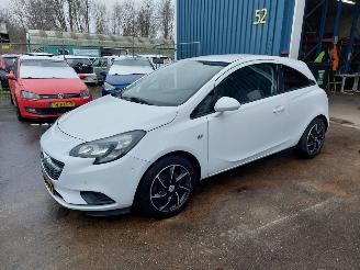krockskadad bil auto Opel Corsa-E Corsa E Hatchback 1.0 SIDI Turbo 12V 2015/2