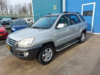 Salvage car Kia Sportage Sportage (JE) Terreinwagen 2.0 CVVT 16V 4x2 2005/6