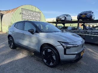 uszkodzony samochody osobowe Volvo EX30 69 kWh 200KW Single Motor Extended Range Plus Clima Navi Led NAP 2024/3