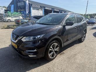 Unfallwagen Nissan Qashqai 1.2 85KW Tekna Clima Navi Led Pano 2018/6
