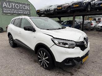 uszkodzony samochody osobowe Renault Kadjar 1.2 TCE 96KW Autom. Pano Clima Navi Led Bose NAP 2016/10