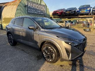 skadebil auto Nissan Qashqai 1.3 MHEV 103KW N-Connecta Pano Clima Navi Camera NAP 2024/11