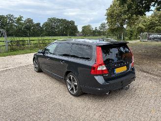 Volvo V-70 gereserveerd picture 20