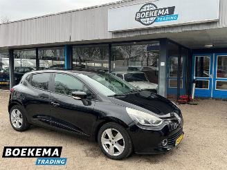 Voiture accidenté Renault Clio 0.9 TCe Expression Navigatie Airco Cruise 2012/12