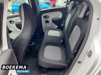 Renault Twingo R80 E-Tech Equilibre 22 kWh Navigatie Cruise picture 14