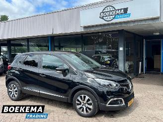 Unfallwagen Renault Captur 0.9 TCe Dynamique Climate Stoelverwarming Cruise 2015/10