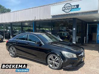 Unfallwagen Mercedes Cla-klasse 200 Prestige Automaat Navigatie Cruise Climate Stoelverwarming 2015/11
