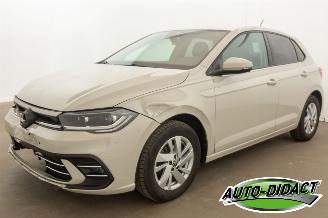 Unfallwagen Volkswagen Polo 1.0 TSI Dig Dash Camera Clima Highline 2022/3