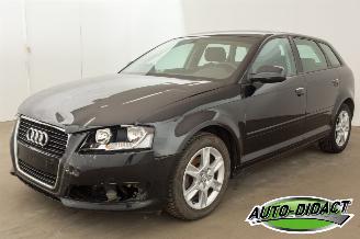 Voiture accidenté Audi A3 1.6 TDI 66kW Clima 2012/8