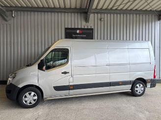damaged commercial vehicles Nissan Interstar Kasten L3H2 Navigation / R-Kamera 2022/1