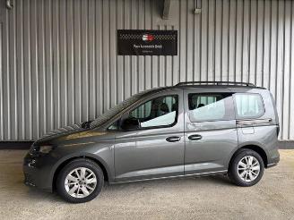 occasion passenger cars Volkswagen Caddy Life 2.0 TDI 5-Sitzer / DSG / Navigation 2022/11
