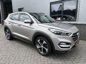 Schadeauto Hyundai Tucson 1.6 T-GDi 130kw Premium 2016/1