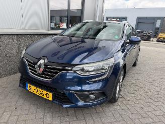 Schadeauto Renault Mégane 1.2 TCe Serie Signature Exclusiv 2018/5