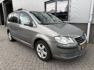 krockskadad bil auto Volkswagen Touran 1.4 TSI Optive 2008/2