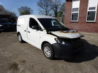 Auto da rottamare Volkswagen Caddy Caddy Cargo V (SBA/SBH), Van, 2020 2.0 TDI BlueMotionTechnology 2024/2