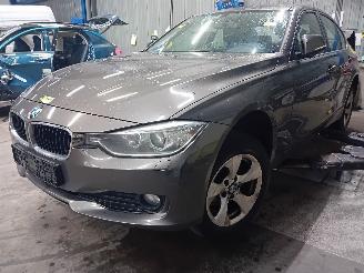 Sloopauto BMW 3-serie 3 serie (F30) Sedan 320d 2.0 16V EfficientDynamicsEdition (N47-D20C) [=
120kW]  (11-2011/10-2018) 2012