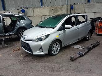 Sloopauto Toyota Yaris Yaris III (P13) Hatchback 1.5 16V Hybrid (1NZ-FXE) [74kW]  (03-2012/09=
-2020) 2012/8