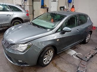 Auto da rottamare Seat Ibiza Ibiza IV SC (6J1) Hatchback 3-drs 1.2 TSI (CBZB) [77kW]  (09-2010/05-2=
015) 2012/5