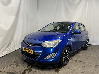 damaged passenger cars Hyundai I-20 i20 Hatchback 1.2i 16V (G4LA) [63kW]  (03-2012/12-2015) 2012/9
