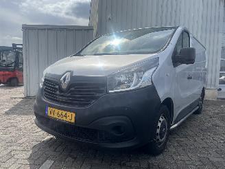 Vaurioauto  passenger cars Renault Trafic Trafic (1FL/2FL/3FL/4FL) Van 1.6 dCi 115 (R9M-402(R9M-A4)) [85kW]  (05=
-2014/...) 2016/4