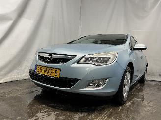 uszkodzony samochody osobowe Opel Astra Astra J (PC6/PD6/PE6/PF6) Hatchback 5-drs 1.6 16V (A16XER(Euro 5)) [85=
kW]  (12-2009/10-2015) 2010/9