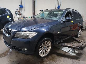 Dezmembrări autoturisme BMW 3-serie 3 serie Touring (E91) Combi 320i 16V (N43-B20A) [125kW]  (02-2007/12-2=
012) 2009/8