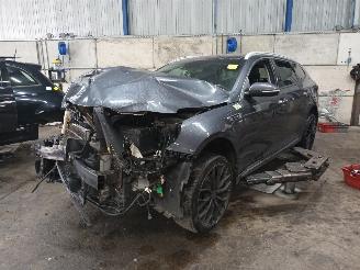 Dezmembrări autoturisme Kia Optima Optima Sportswagon (JFF) Combi 1.6 T-GDi 16V (G4FJ) [132kW]  (01-2018/=
12-2019) 2019/11