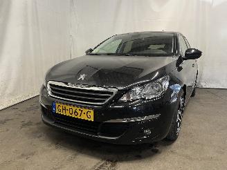 Vaurioauto  passenger cars Peugeot 308 308 (L3/L8/LB/LH/LP) Hatchback 5-drs 1.6 BlueHDi 120 (DV6FC(BHZ)) [88k=
W]  (11-2013/06-2021) 2015/6