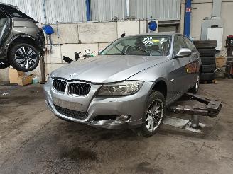 Purkuautot passenger cars BMW 3-serie 3 serie (E90) Sedan 318i 16V (N43-B20A) [105kW]  (09-2007/10-2011) 2011/8