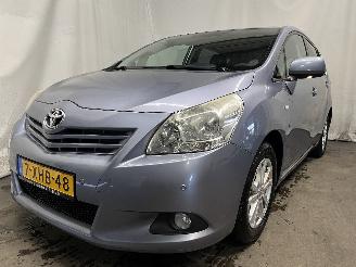 Schadeauto Toyota Verso Verso MPV 1.6 16V VVT-i (1ZRFAE) [97kW]  (04-2009/08-2018) 2010/10